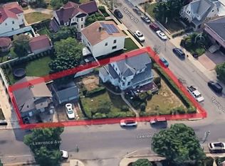 274 Lawrence Ave, Lawrence, NY 11559