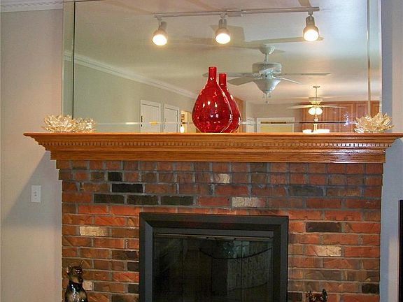 4th image of 6053 Southern Dr