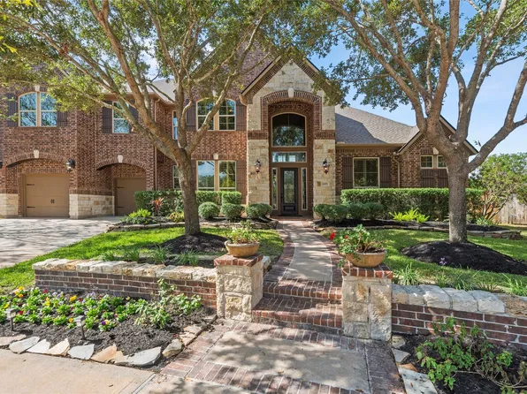 12002 Tall Haven Ln, Cypress, TX 77433