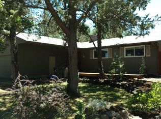 216 SE Cessna Dr, Bend, OR 97702