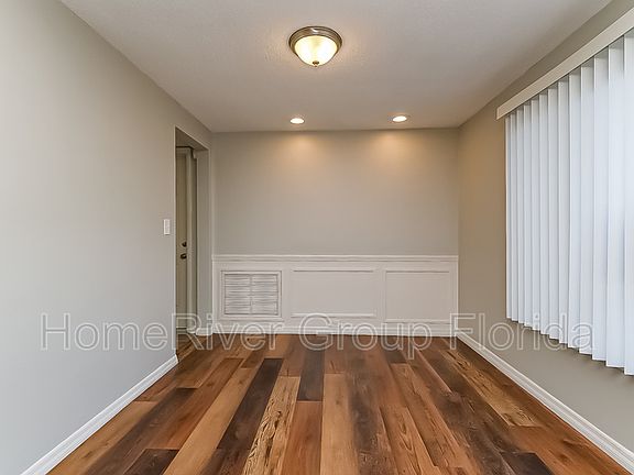 3rd image of 3616 Cheswick Dr