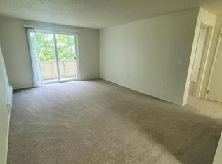 980 Edmonds Ave NE APT 202, Renton, WA 98056