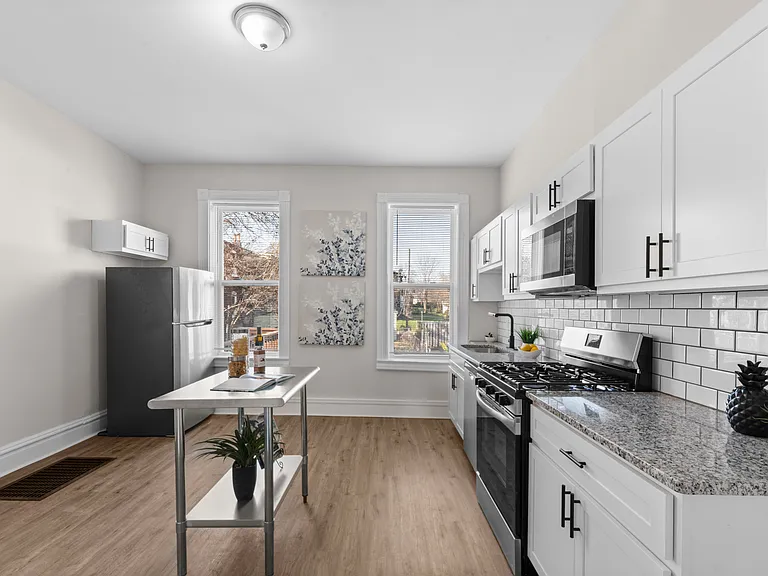 612 Holly Hills Ave — Photo 3