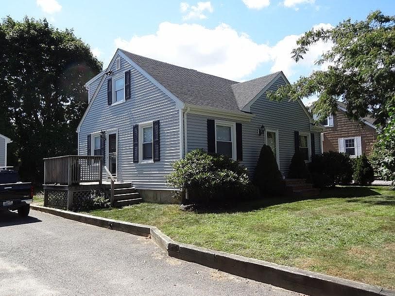 44 Fatima Dr, Bristol, RI 02809 Zillow