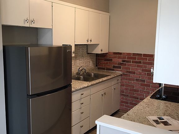 5th image of 510 E 23rd Ave