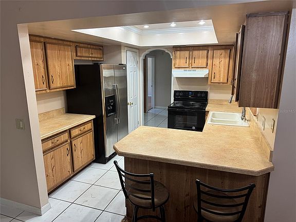 3rd image of 1401 Aster Ct