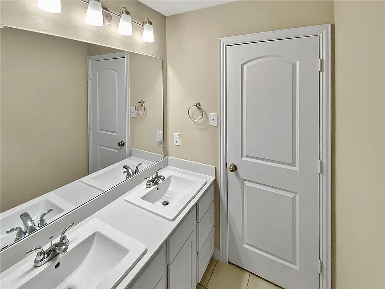11922 Amber Oak Way — Photo 28