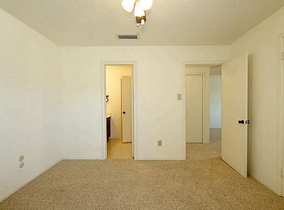4th image of 333 Melrose Dr APT 22A