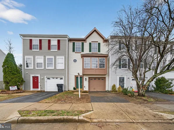6934 Village Stream Pl, Gainesville, VA 20155