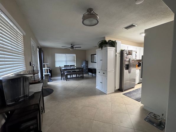 (undisclosed Address)