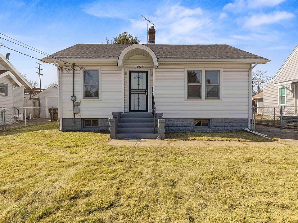 1st image of 1257 Clover Ave