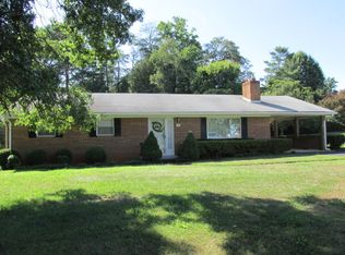 52 Mountain View Rd, Martinsville, VA 24112