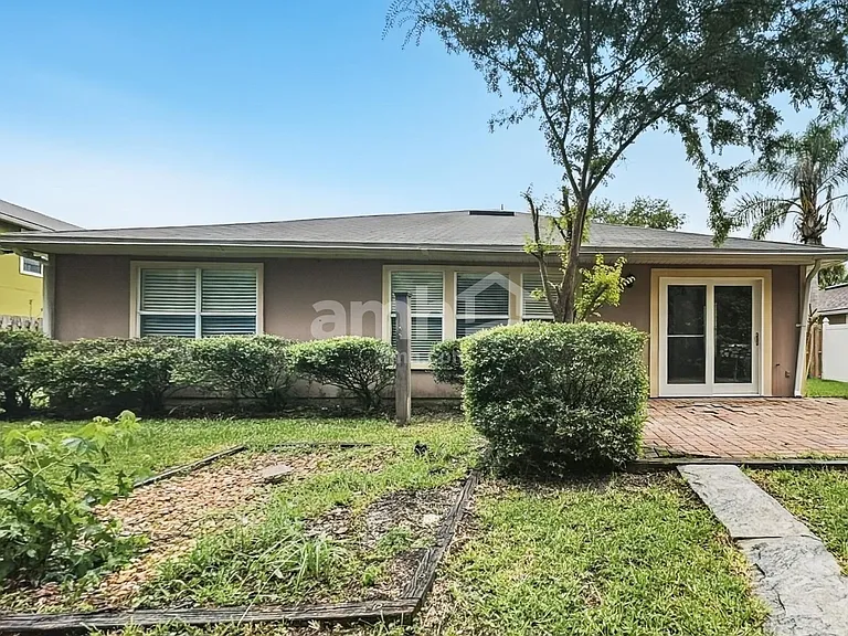 577 W Lady Lake Rd — Photo 16