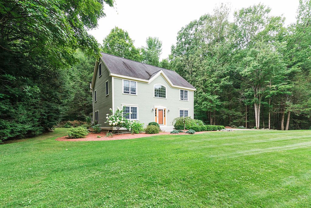 114 West St, Pepperell, MA 01463 Zillow