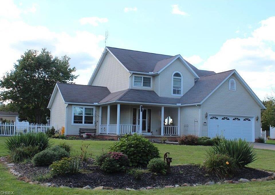 1st image of 2597 Shamrock Way