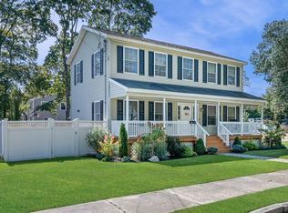 30 Hanson St, Wakefield, MA 01880