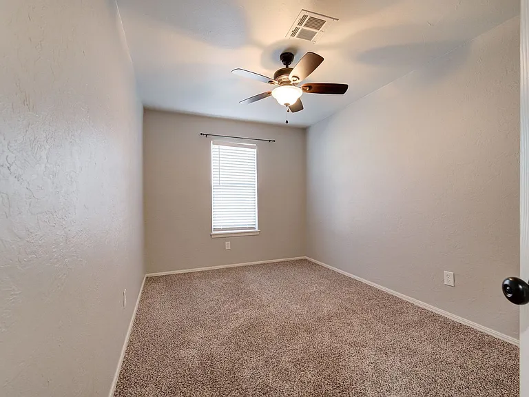 429 Belmont Dr — Photo 26