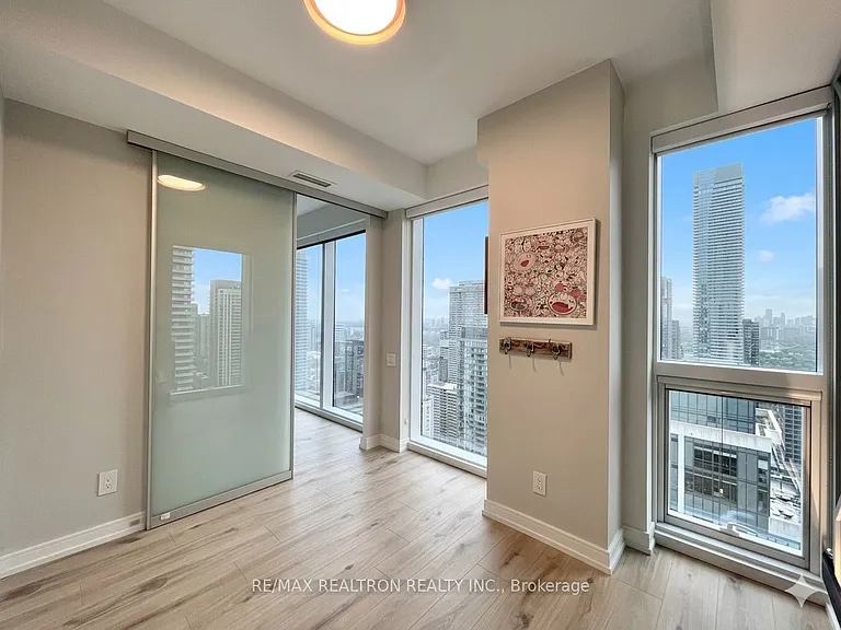 3 Gloucester St #4601 — Photo 17