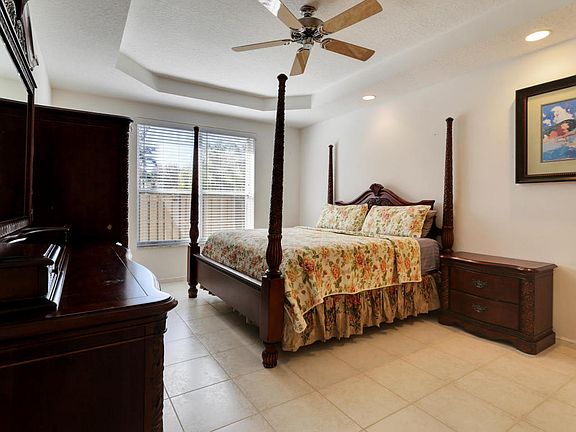 5th image of 6527 Southport Dr