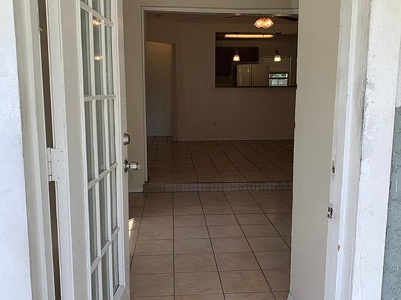 4th image of 3517 W Price Ave