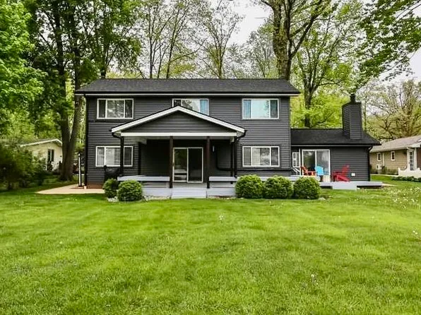 516 Shady Lane Dr, Hudson, MI 49247