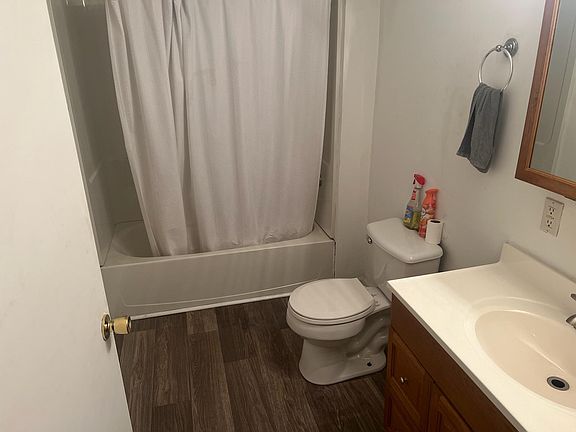 5th image of 770 Ergle St