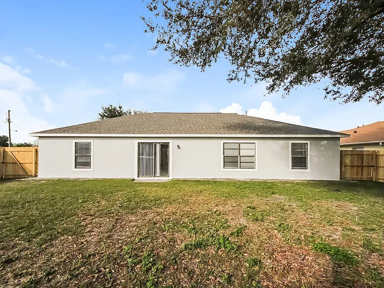 808 Cabaret Ct — Photo 15