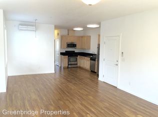 1555 N Willis Blvd APT 2, Portland, OR 97217