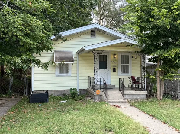 1211 W Ash St, Springfield, IL 62704