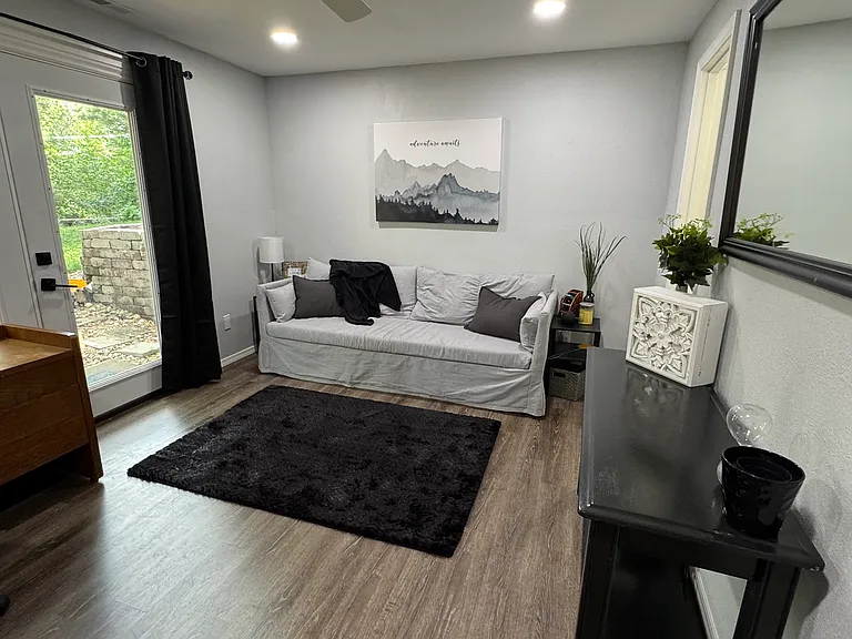 12 Elizabeth Dr — Photo 17