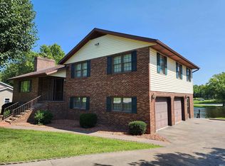 2122 Lakeview Dr, Washington, IN