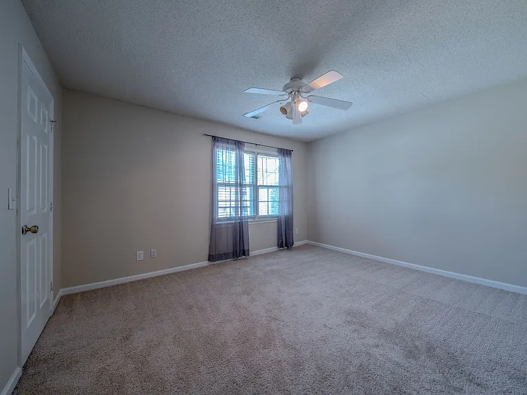 907 Shelby Dr #C — Photo 23