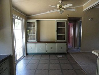 3rd image of 302 Wilson Ave