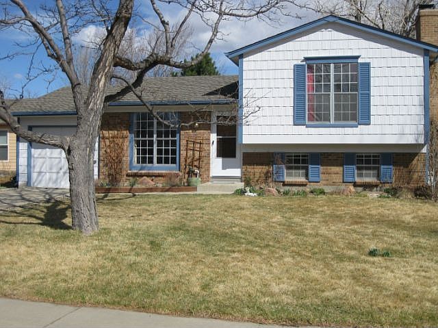 955 W Maple Court