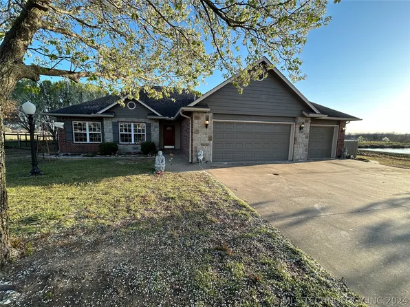 1120 W Evergreen St, Skiatook, OK 74070