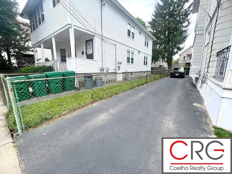 22 Chipman St #2 — Photo 23