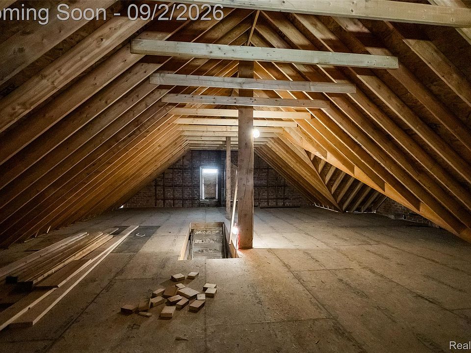 1574 Cadillac, photo 15