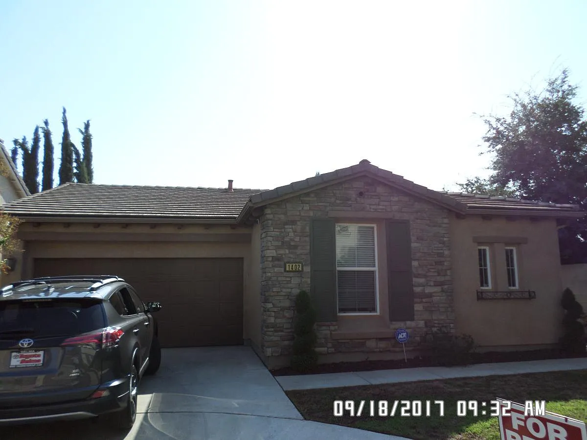 1402 N Pelago Ct photo 1