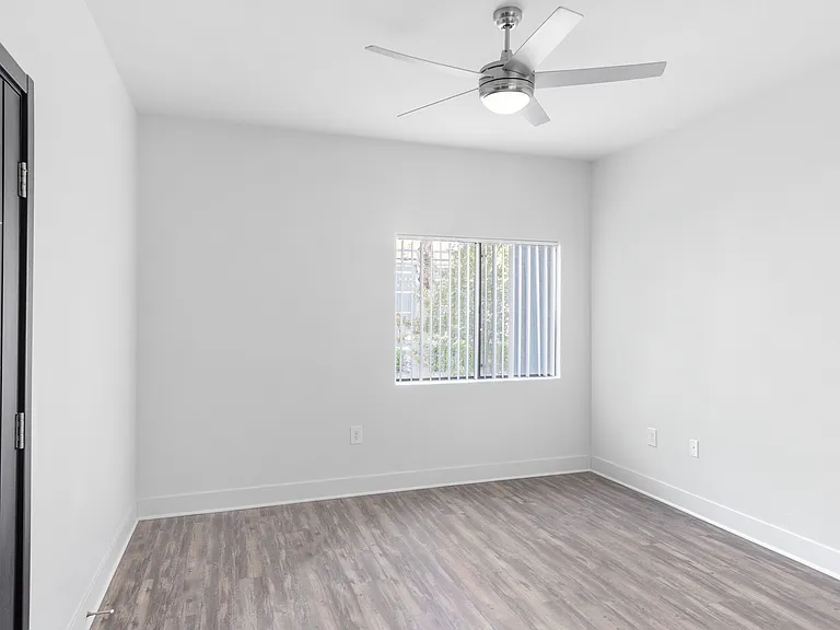 Dream Apartments — Photo 20