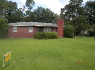 106 Thornridge Rd, Wagener, SC 29164