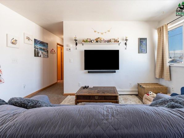 fairbanks-alaska-2083492924 picture