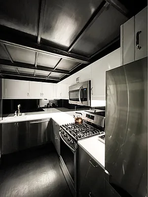 Rented by CRUM | media 35