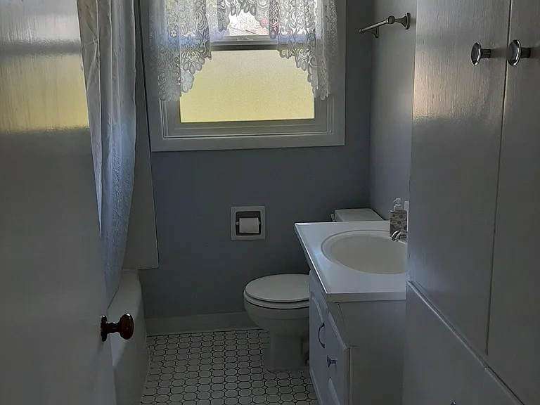 NW 19th St — Photo 11