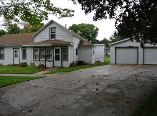 1021 Maple St, Osage, IA 50461
