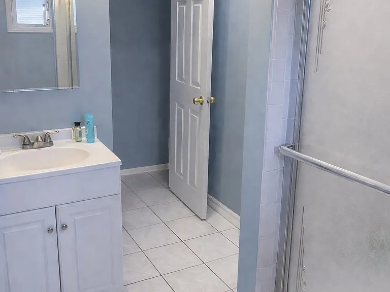 2303 S Catalina St — Photo 15