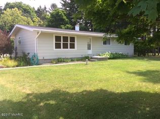 1801 Maple Rd, Manistee, MI 49660