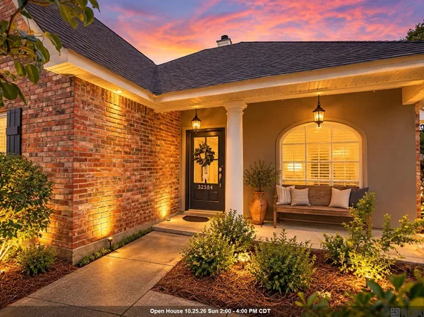 32804 Faulkner Dr, Denham Springs, LA 70706