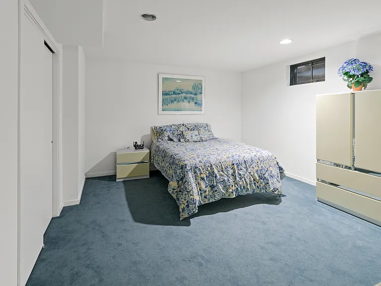 59 Mill Creek Close — Photo 32