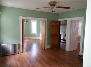 27 Bowden St, Lowell, MA 01852