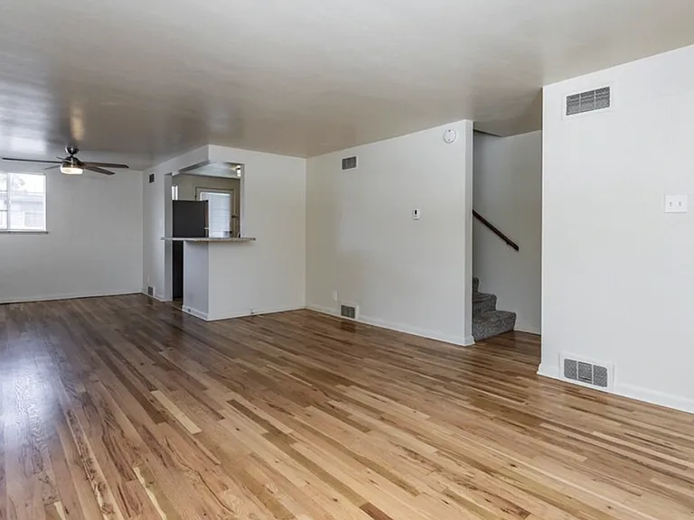 7400 W 10th Ave — Photo 7